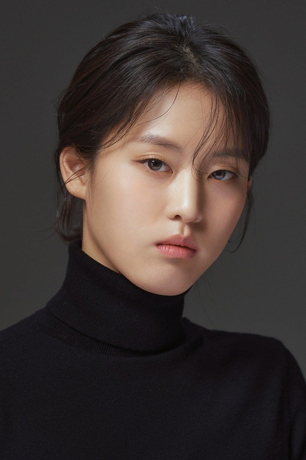 Lee Yeon | Kim Young-ji