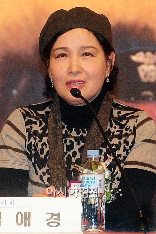 Kim Ae-kyung | Supermarket Middle-aged Woman