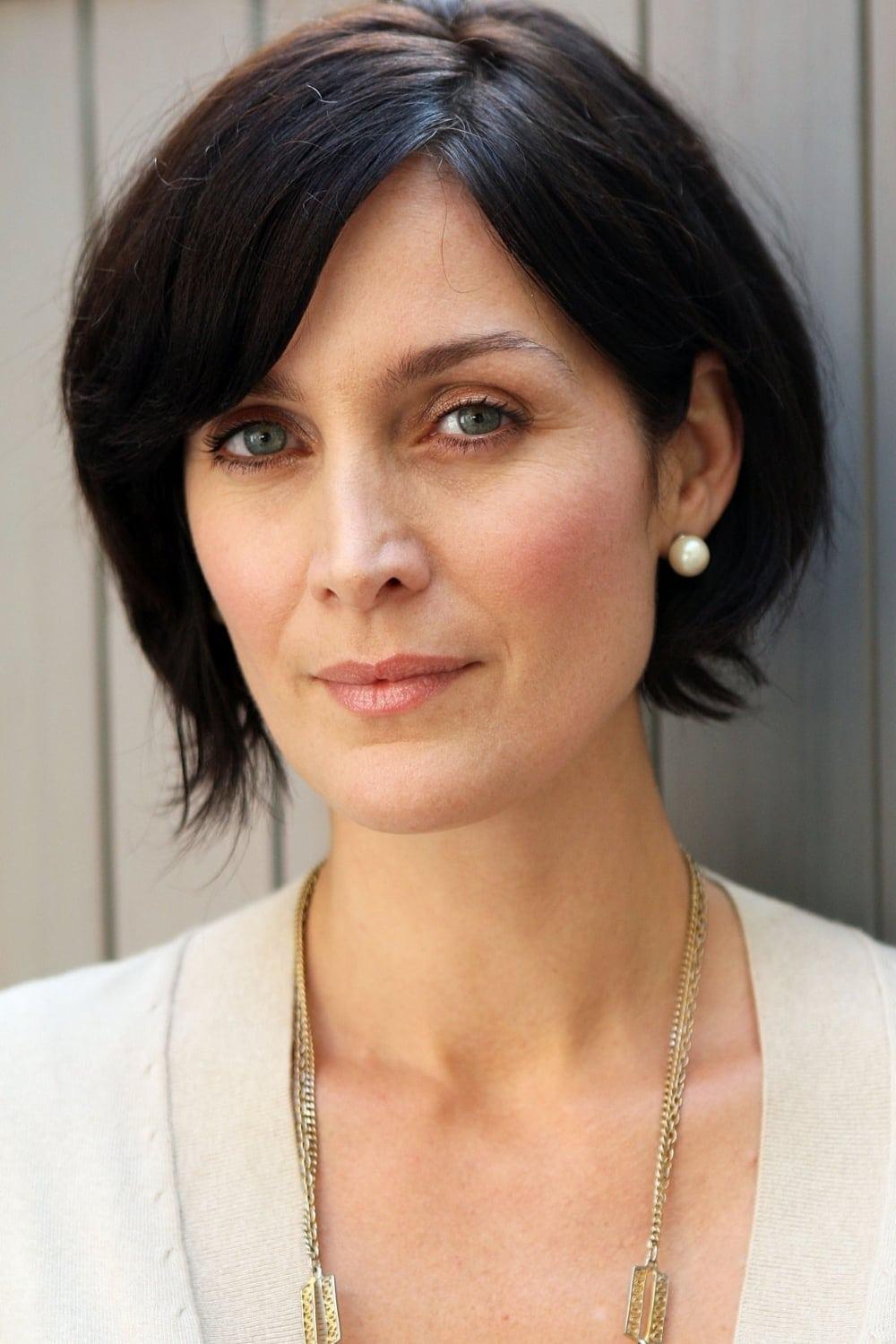 Carrie-Anne Moss | Trinity (voice)