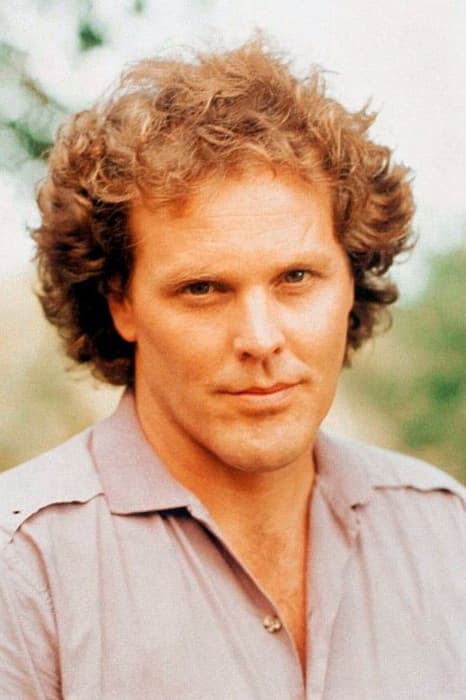 Wings Hauser | Author