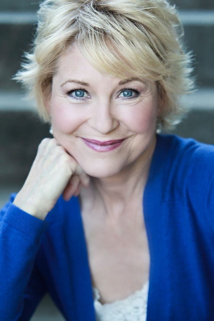 Dee Wallace | Mary Lewis