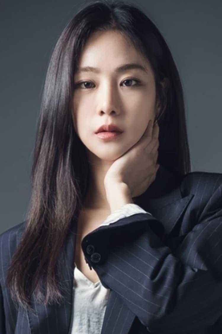 Han Ji-eun | Choi Eun Ji ("Tarot 3. The Unseen")