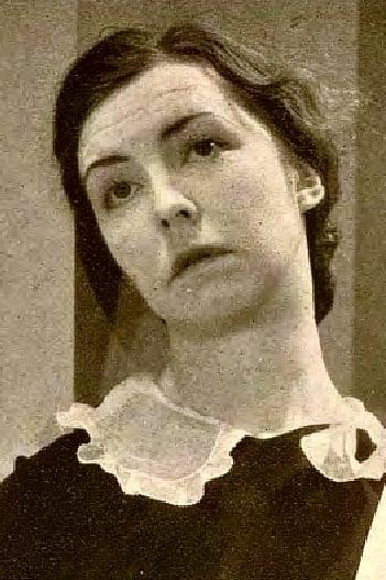 Gertrude Sutton | Hotel Maid (uncredited)